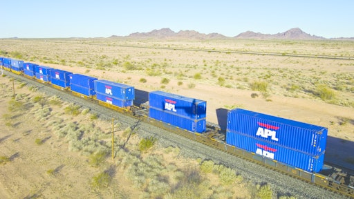 Apl Aztrain2 1123 10756982