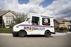Amazon Usps Truck 54511af897f9b