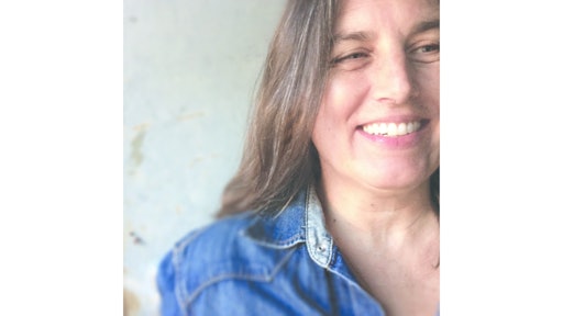 Lara Head Shot July 2014 Final 546a1bdb25dc1