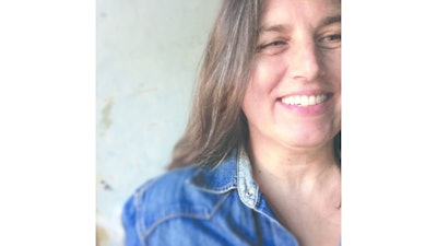 Lara Head Shot July 2014 Final 546a1bdb25dc1