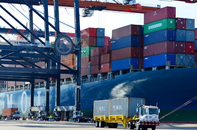 The 8,100 TEU MOL Competence arrived at JAXPORT’s TraPac Container Terminal at Dames Point.