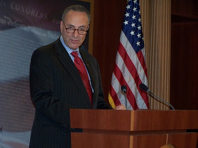 Schumer headshot 54c29ac45dafb