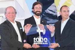 The opening ceremony was chaired by Ramón Gómez Barquín and Edgar López, respectively president and general manager of Group Inversor Veracruzano as well as by Francisco Romeu Loperena, president of Friopuerto and the Romeu Group.