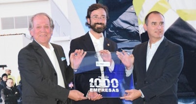 The opening ceremony was chaired by Ramón Gómez Barquín and Edgar López, respectively president and general manager of Group Inversor Veracruzano as well as by Francisco Romeu Loperena, president of Friopuerto and the Romeu Group.