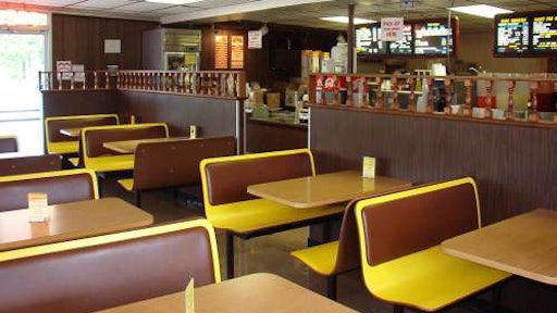 restaurantfastfood2 559fe47f23527