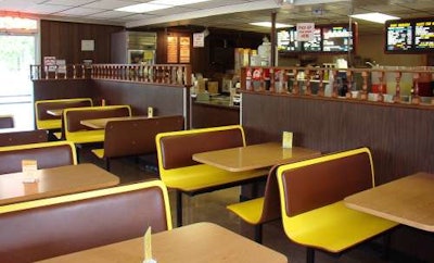 restaurantfastfood2 559fe47f23527