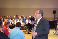 Ed Medlock of Wendy’s International tells distributors they need to get on board with technology during the IFDA Distributor Solutions Conference in Phoenix, Ariz.