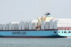 MaerskLineship 563b80d653edc