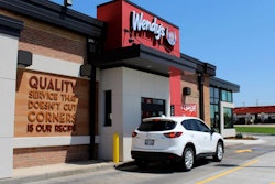 Wendy sNewLook Drivethru 568a96327a56e