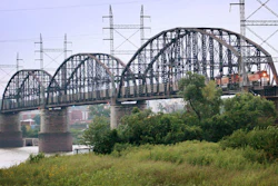 According to Bi-State Development Freight District executive director Mary Lamie, the Merchants Bridge in St. Louis, a railroad-only bridge constructed from 1889-1890 and still in heavy use today, is one renovation project on the fast-track as the new group seeks a new public-private partnership.