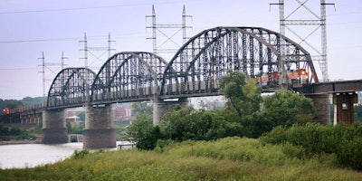 According to Bi-State Development Freight District executive director Mary Lamie, the Merchants Bridge in St. Louis, a railroad-only bridge constructed from 1889-1890 and still in heavy use today, is one renovation project on the fast-track as the new group seeks a new public-private partnership.