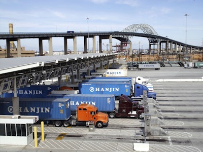 Hanjin GateofLongBeach 57cecd987b097