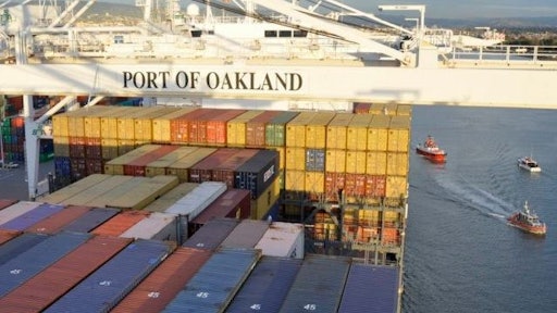 Port of Oakland 5804e7f55af15