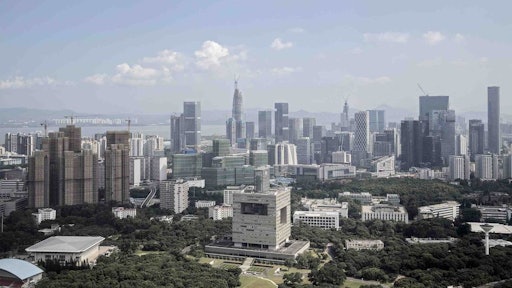 shenzhen skyline 585be3c29bac9