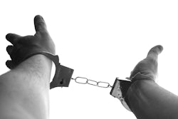 handcuffs 921290 1920 58d5433709c62