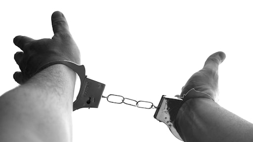 handcuffs 921290 1920 58d5433709c62