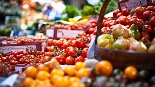 fresh food market 596cc0812068f