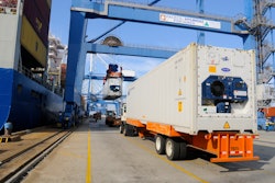 refridgerated container loading 8259 59651c1372db5