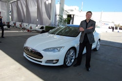 Elon Musk Tesla Factory Fremont CA USA 8765031426 2 598e09c943c7c