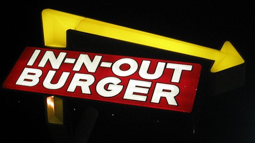 In n out burger sign 598a253d32875