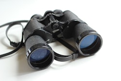 visibility binoculars 354623 960 720 599afac1ed8ad