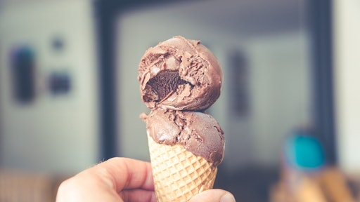 ice cream chocolate cone 59f34b715a0e0