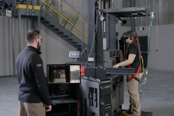 Instructor Operator Mediumshot 1