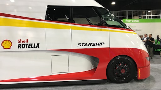 Starship1 1 0