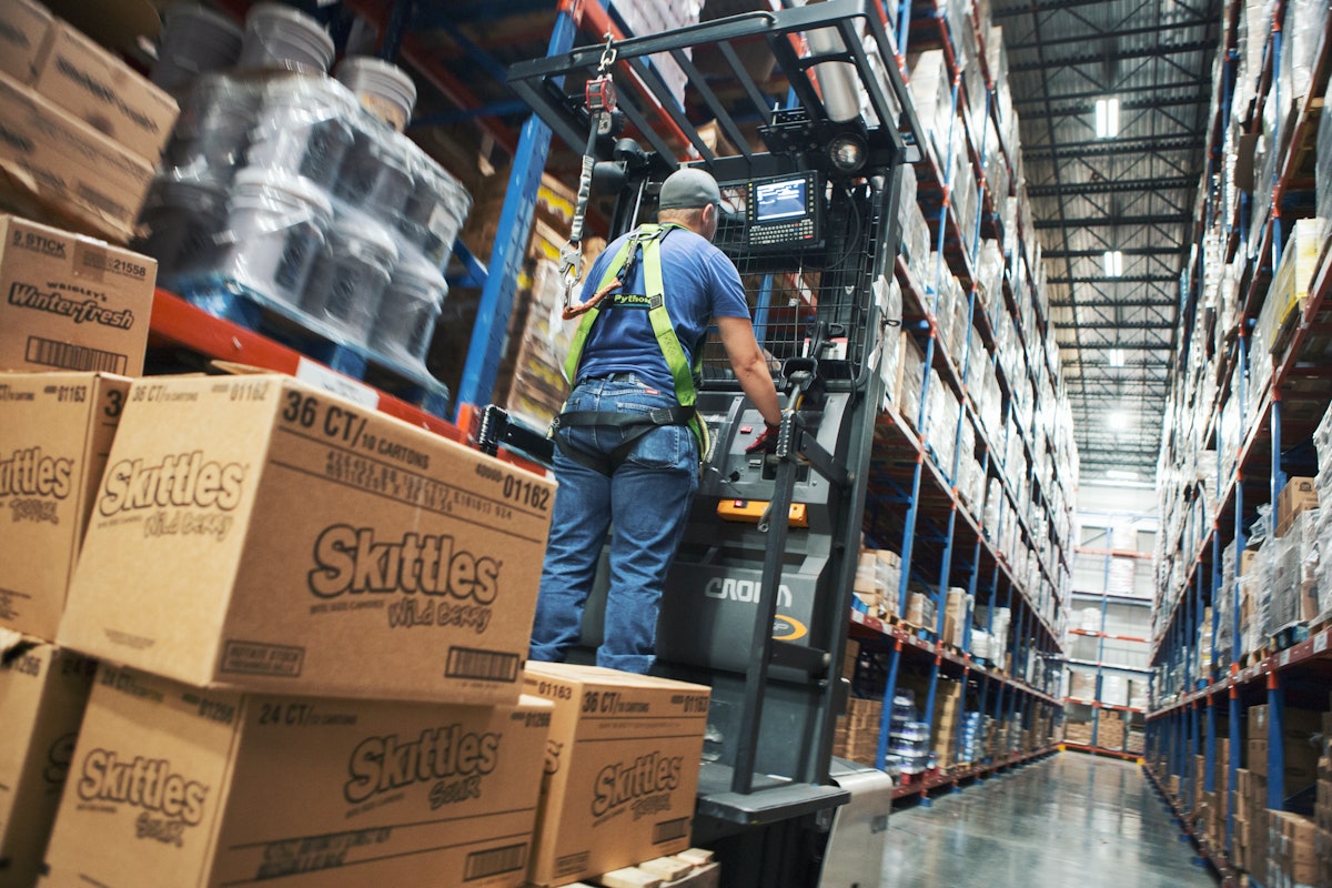 Foodservice Distributors Adapt to Consumer Trends Food Logistics