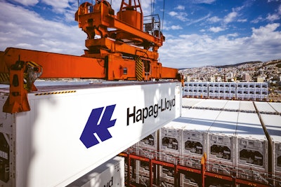 Hlag Reefer 150x100 (1)