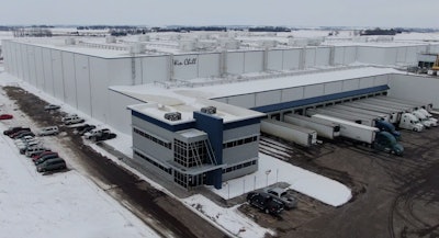 300,000 sq. ft. cold storage distribution center in Sioux Falls, SD