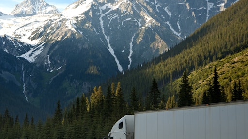 Logistics Lorry Mountains 93398