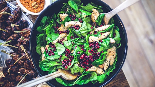 Spinach Chicken Pomegranate Salad 5938