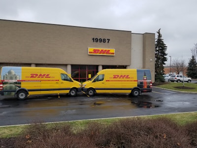 Dhl