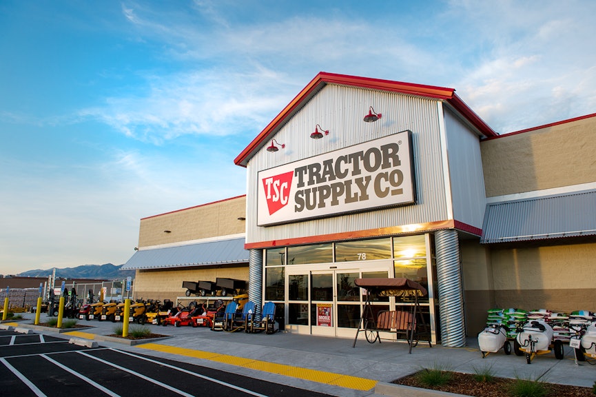 Tractor Supply is First General Merchandise Retailer to Launch SameDay