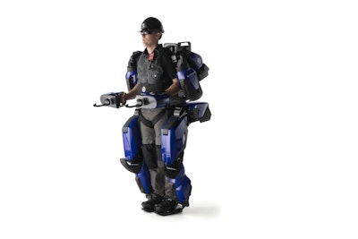 Humans and robotics can work together for a more efficient warehouse.
