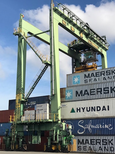 Hybrid Rubber Tire Gantry Cranes
