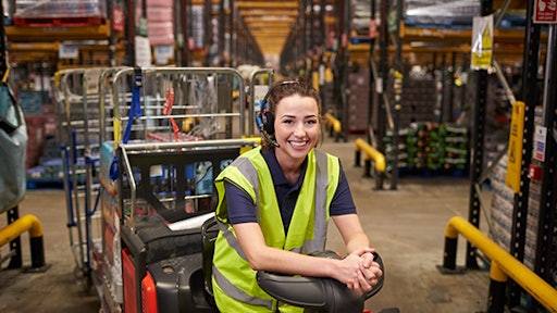 Voice picking optimizes worker tasks.