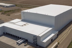 New Cold 138 Foot Tall High Bay Warehouse 1200