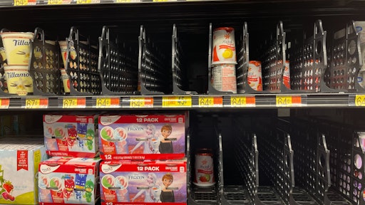 Walmart Raises Forecast and Says Shelves Are Stocked for Holiday