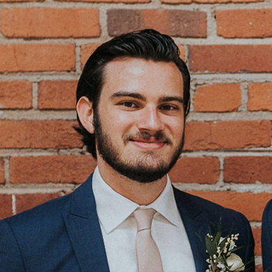 Alexsredstag Headshot