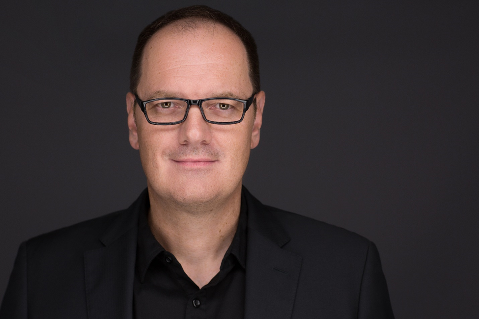 Andre Luecht Headshot