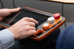 Kassow Robots Teach Pendant 800