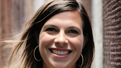 Jen Headshot 2024