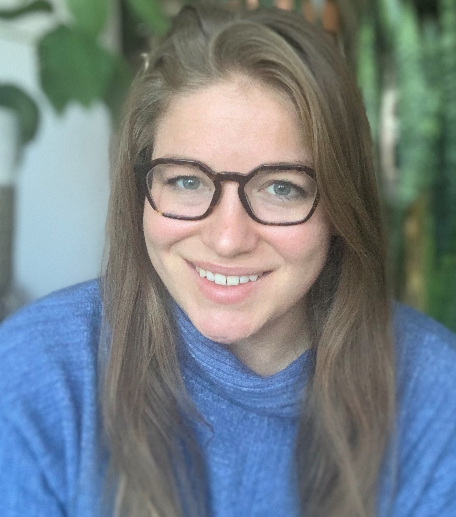 Jenna Slagle Headshot (3)