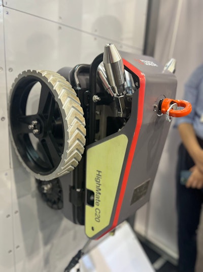 Robot Plus Plus High Mate C20 Cargo Hold Cleaning Robot