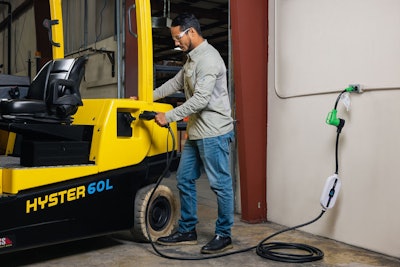 Hyster Charging