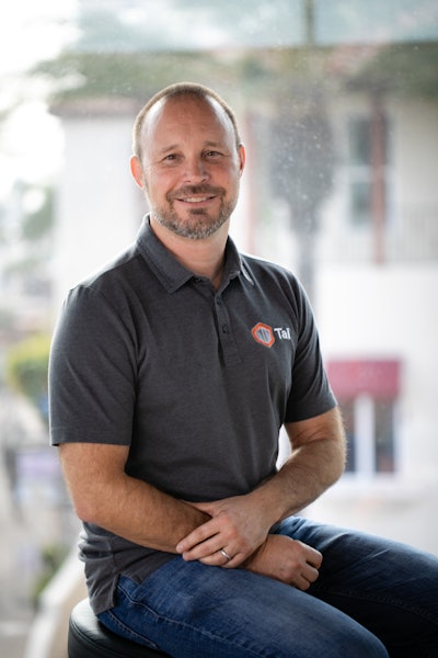 Walter Mitchell, Tai Software