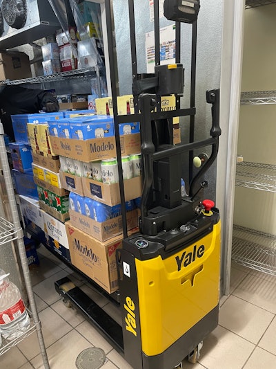 Yale Direct Store Delivery Sled