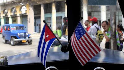 US Cuba flags 56d074c76f4f5